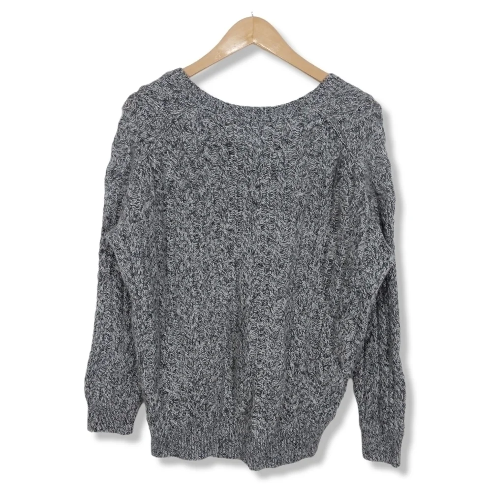 Vince V-Neck Chunky Knit Sweater in Heathered Grey Size XS - Picture 9 of 9